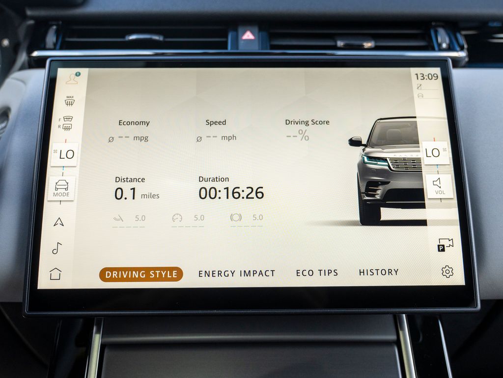 2026 Land Rover Range Rover Velar S photo 22