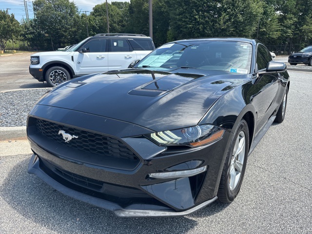 2020 Ford Mustang EcoBoost photo 3