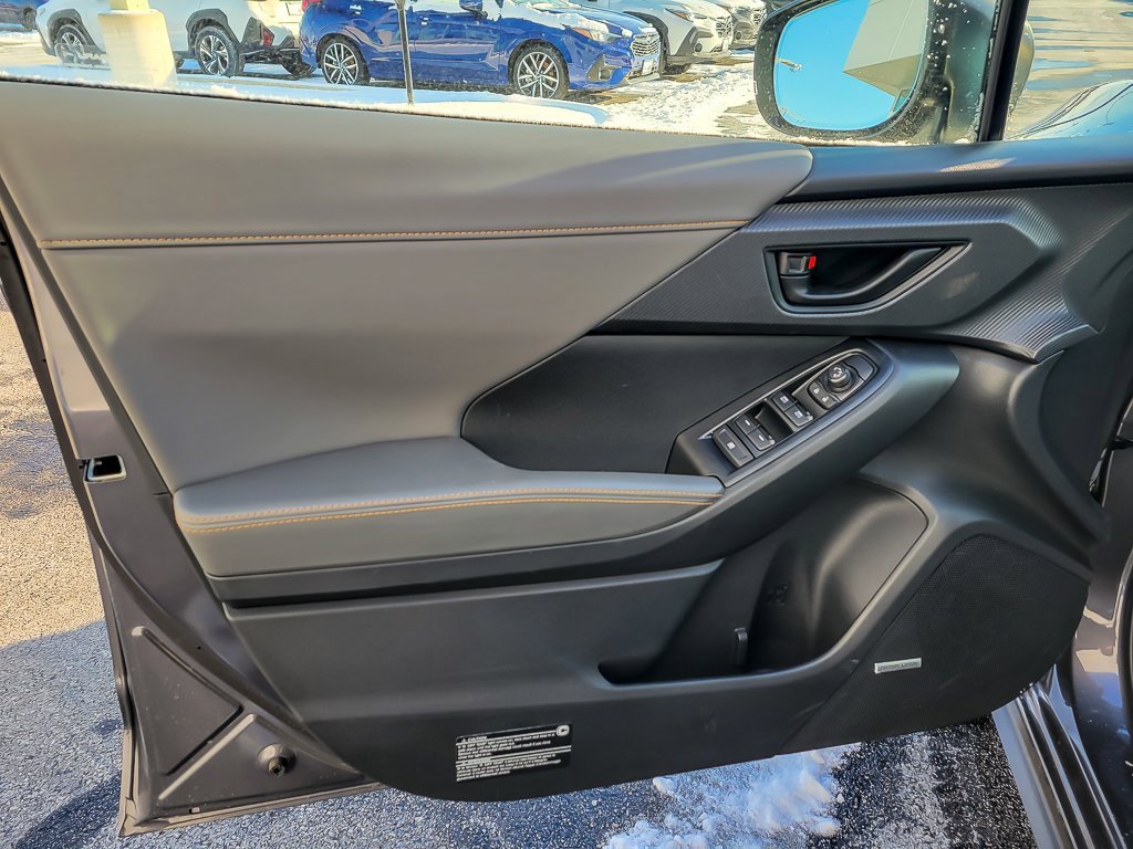2025 SUBARU CROSSTREK - Image 16