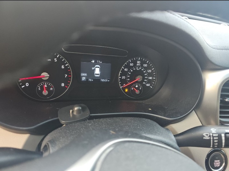2020 Kia Sorento S photo 11