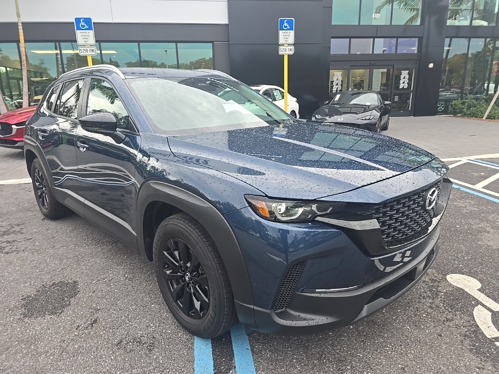 2025 Mazda CX-50 2.5 Select photo 10