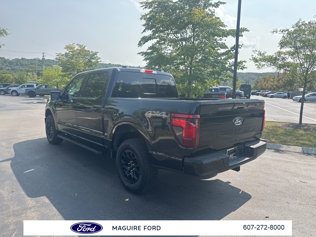 2025 Ford F-150 XLT photo 5