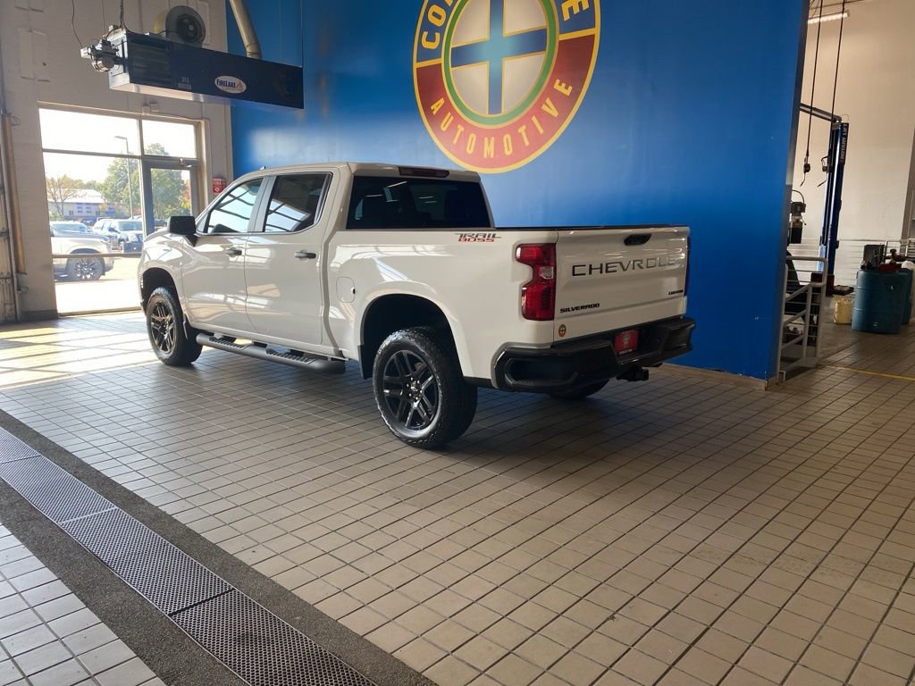 2026 Chevrolet Silverado 1500 Custom Trail Boss photo 9