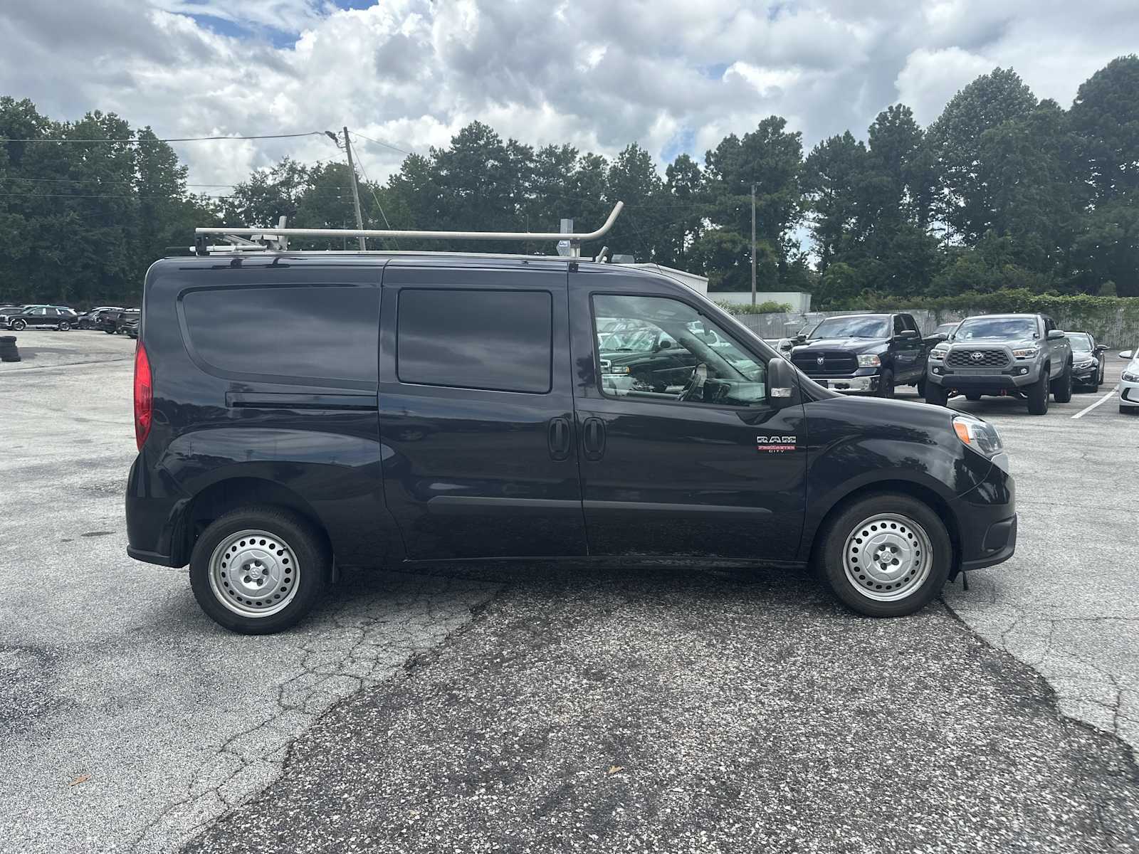 2022 Ram ProMaster City Tradesman photo 3