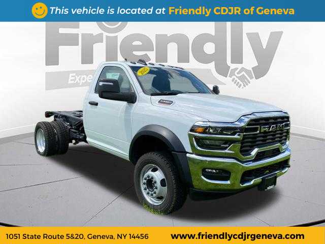 2025 Ram 5500 Tradesman photo 3