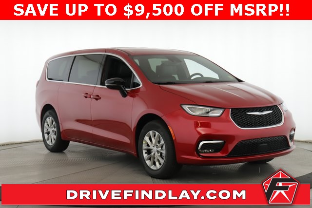 2026 Chrysler Pacifica Select's photo