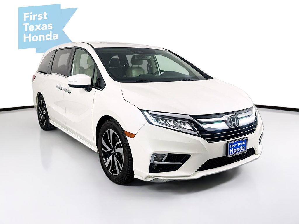 2019 Honda Odyssey Elite's photo