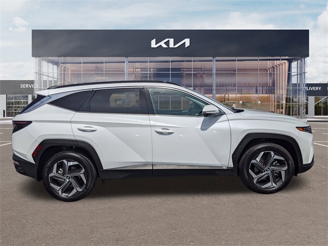 2022 Hyundai Tucson Limited Sport photo 2