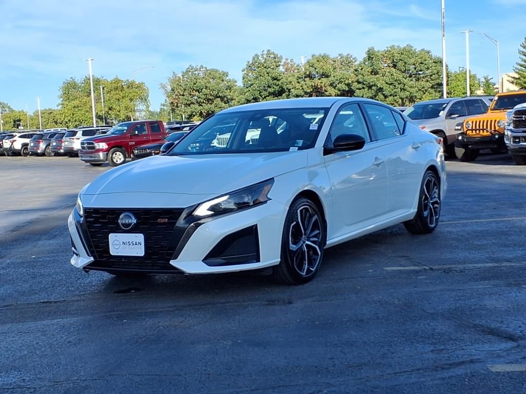 Certified 2023 Nissan Altima SR with VIN 1N4BL4CV7PN340456 for sale in Kansas City