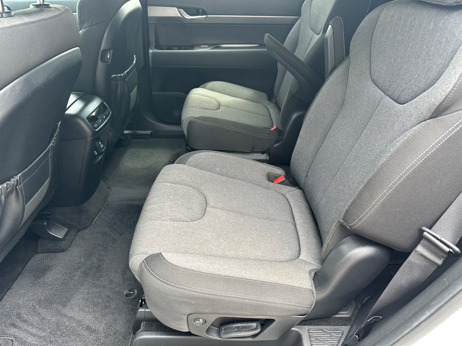 2020 Hyundai Palisade SEL photo 21