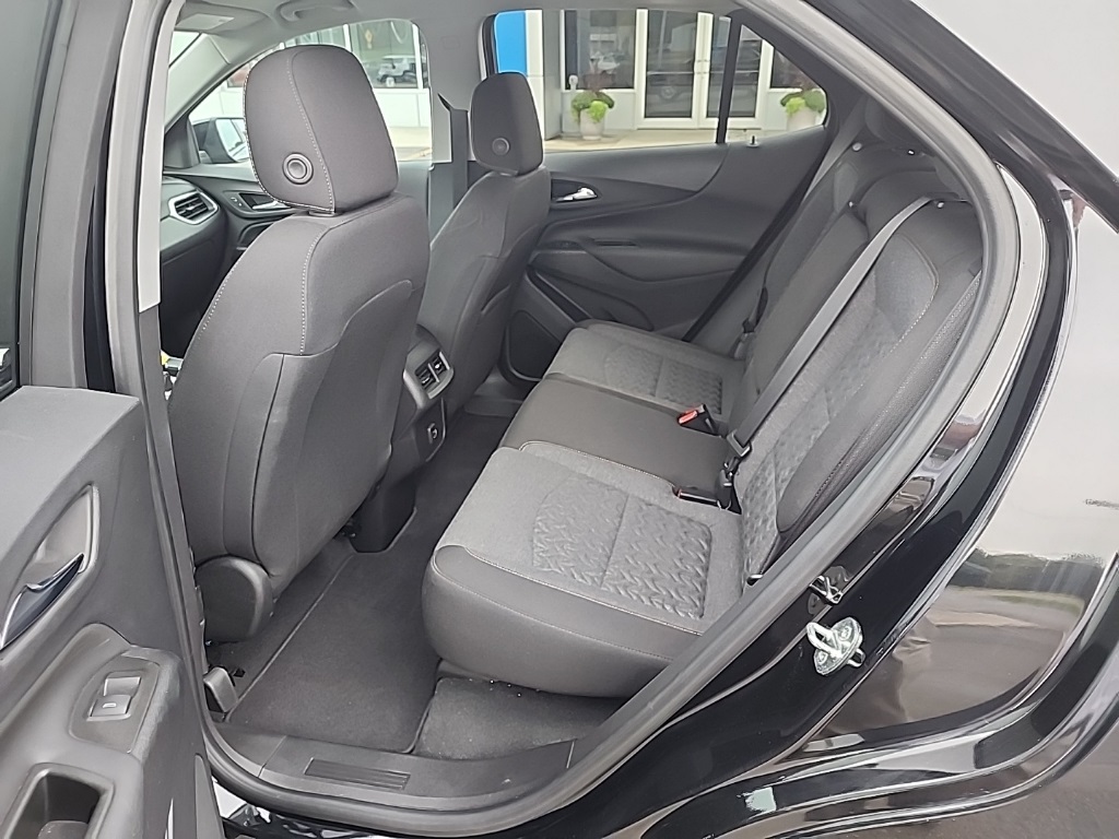2022 Chevrolet Equinox LT photo 16
