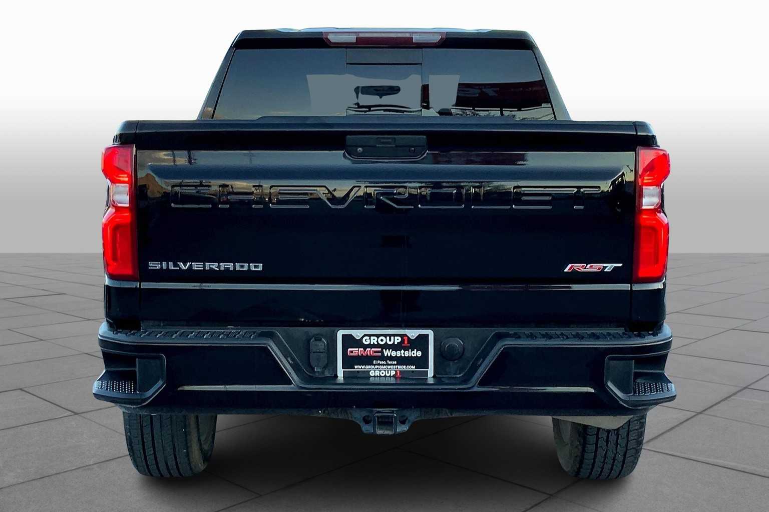 2020 Chevrolet Silverado 1500 RST photo 4