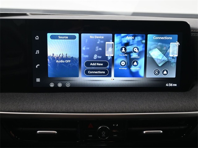 2026 Nissan Kicks SV photo 3