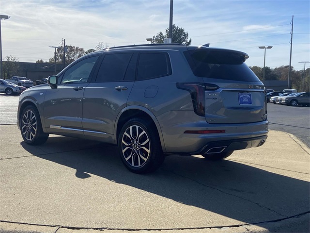 2025 Cadillac XT6 Sport photo 4