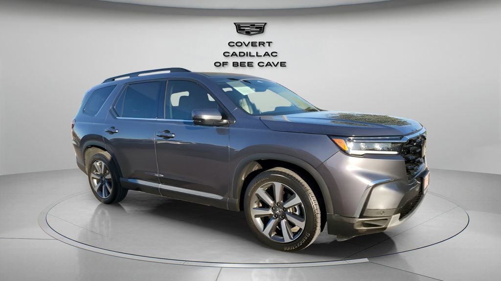 2025 Honda Pilot Touring's photo