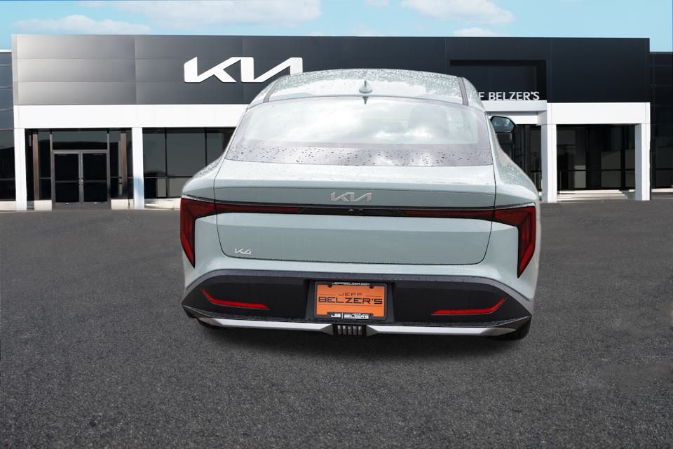 2025 Kia K4 LXS photo 4
