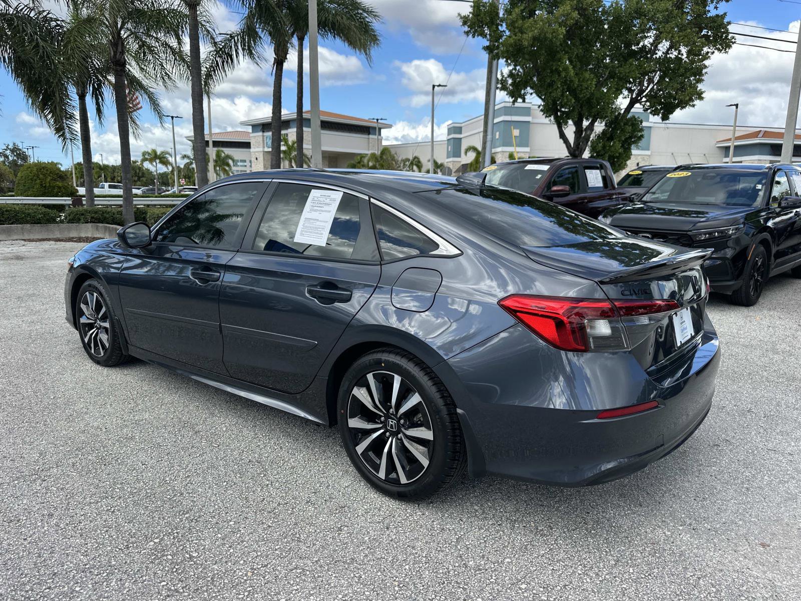2022 Honda Civic EX photo 2