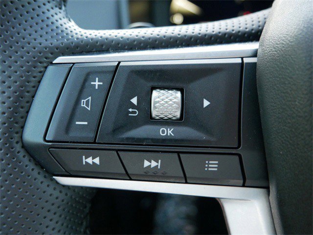 2025 Mitsubishi Outlander SE photo 25