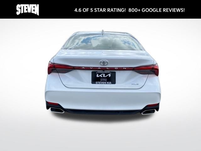 2020 Toyota Avalon XLE photo 8