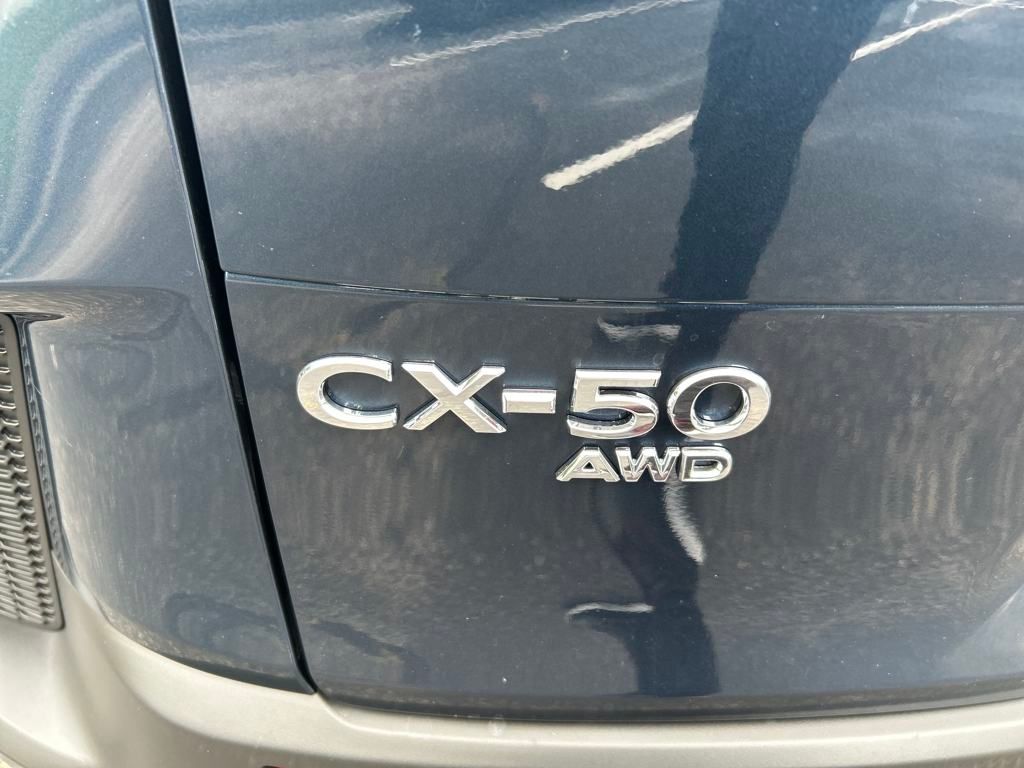 2025 Mazda CX-50 2.5 Select photo 9