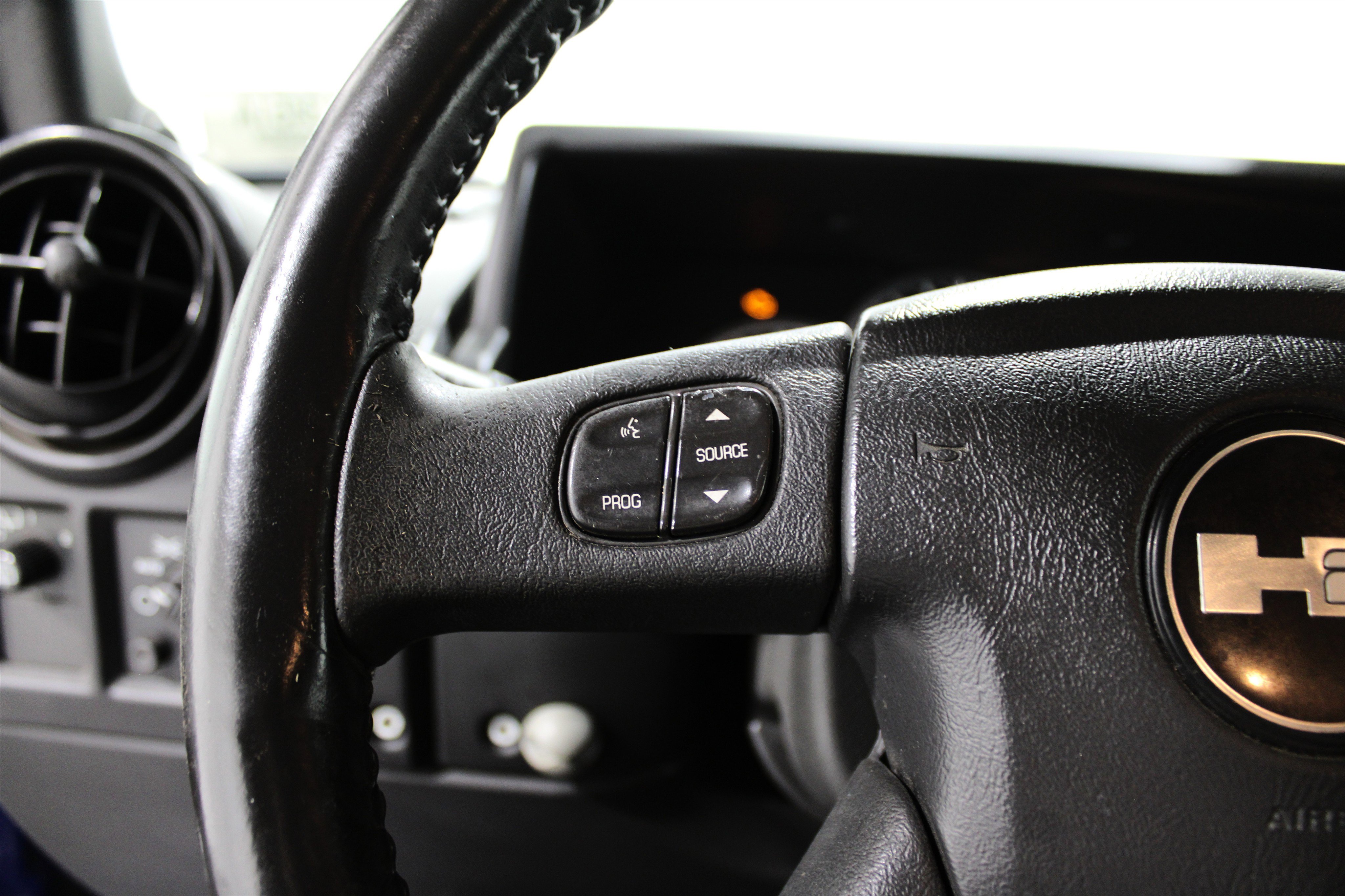 2007 Hummer H2 Base photo 8