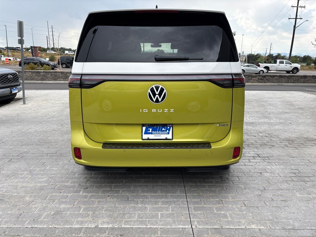 2025 Volkswagen ID. Buzz photo 3