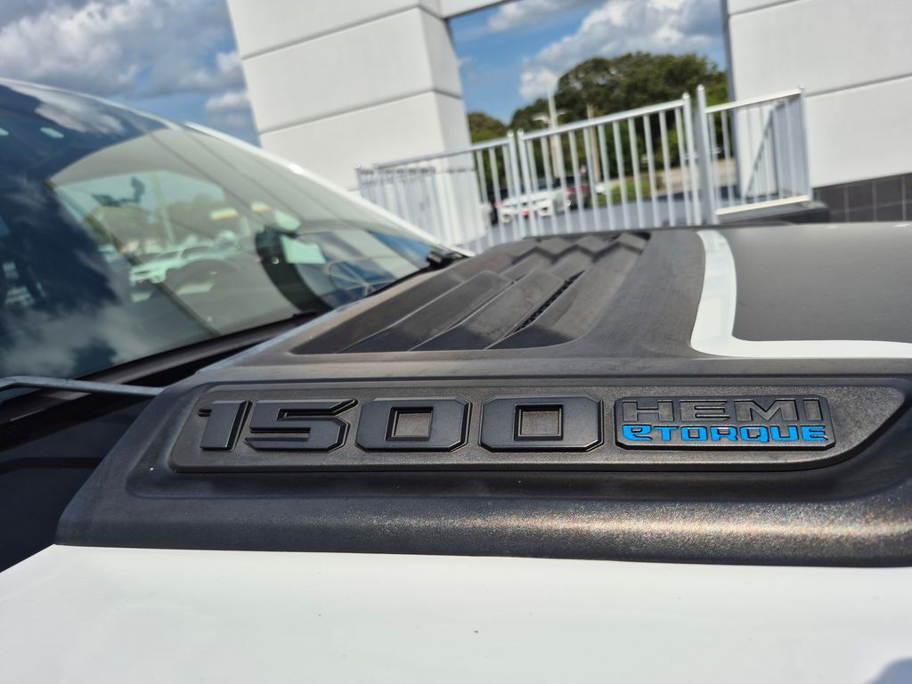 2021 Ram 1500 Rebel photo 9