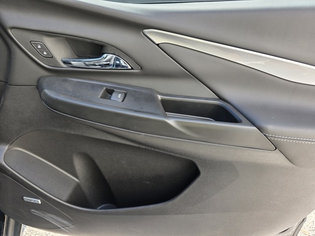 2023 Chevrolet Bolt EV 2LT photo 13