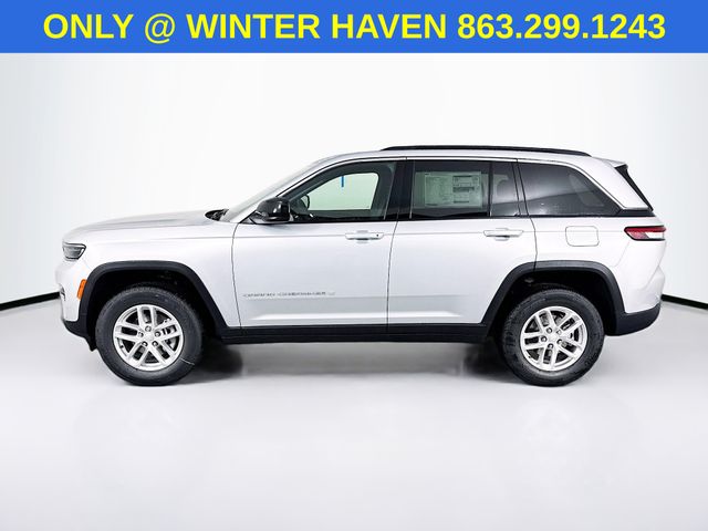 2025 Jeep Grand Cherokee Laredo X photo 2