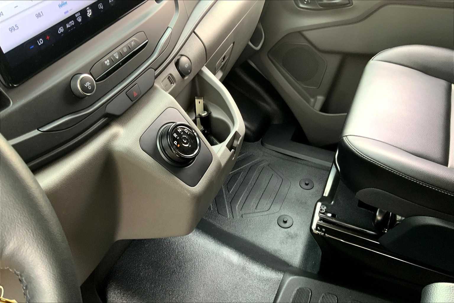 2023 Ford Transit photo 15