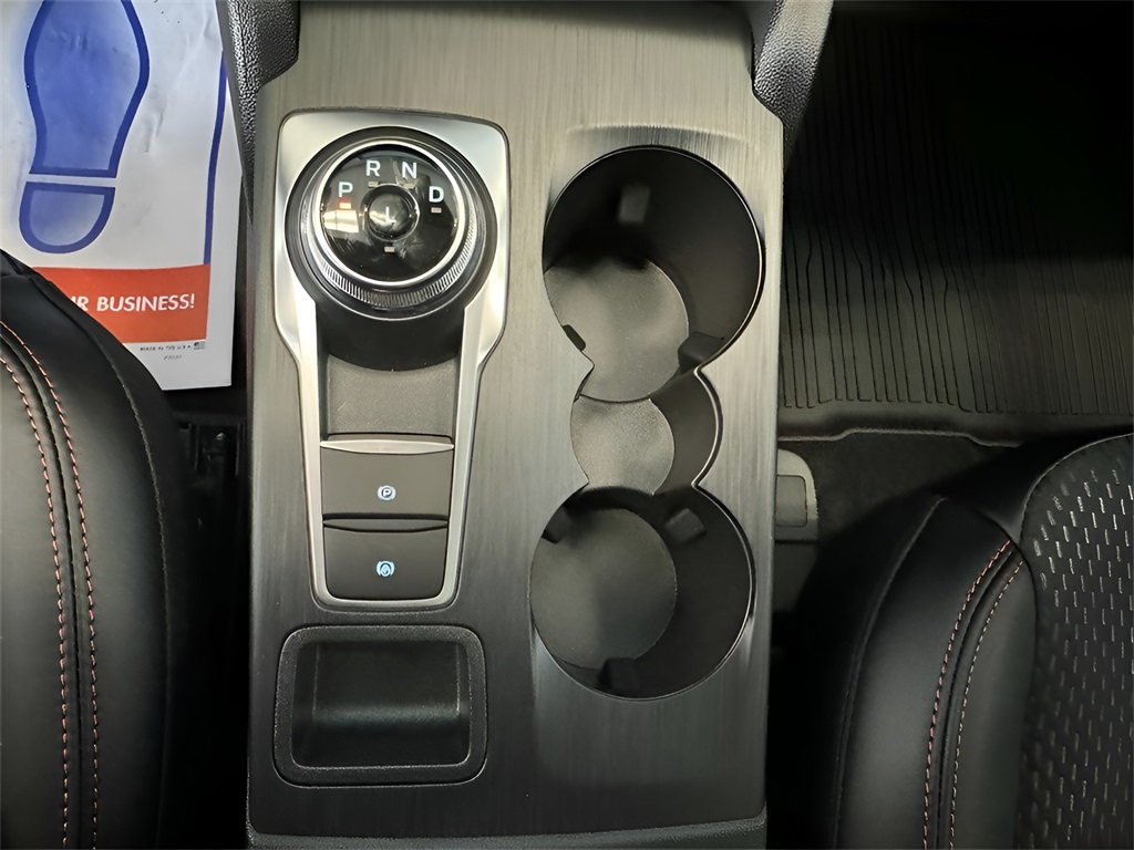 2024 Ford Escape ST-Line photo 23