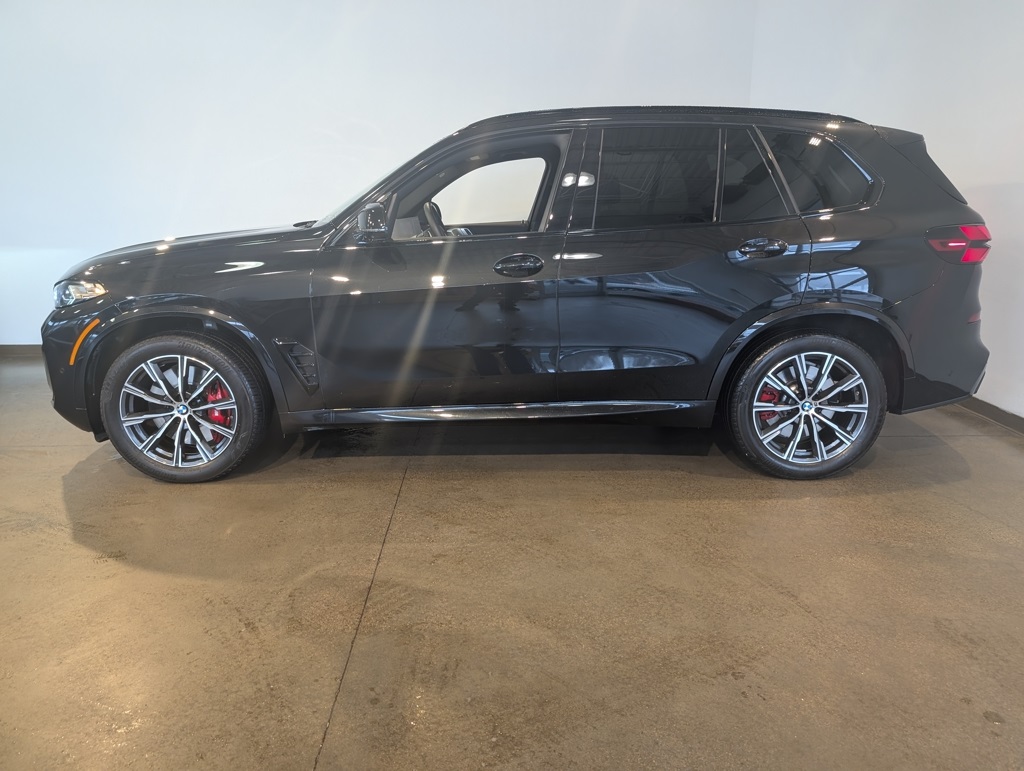 2025 Bmw X5 M60i photo 3