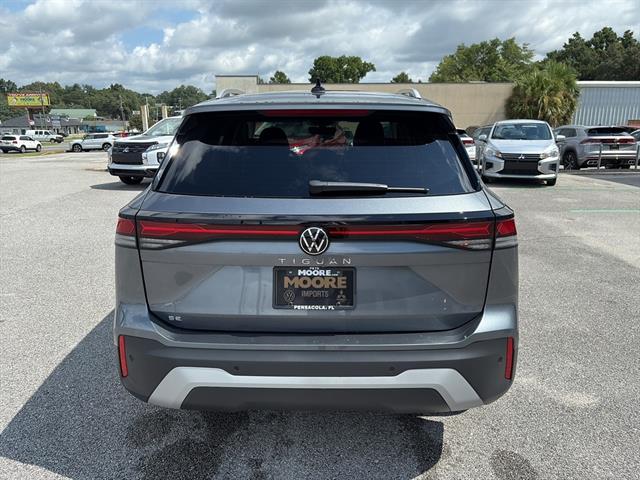 2025 Volkswagen Tiguan SE photo 4