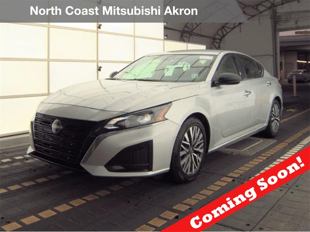 2024 Nissan Altima SV's photo