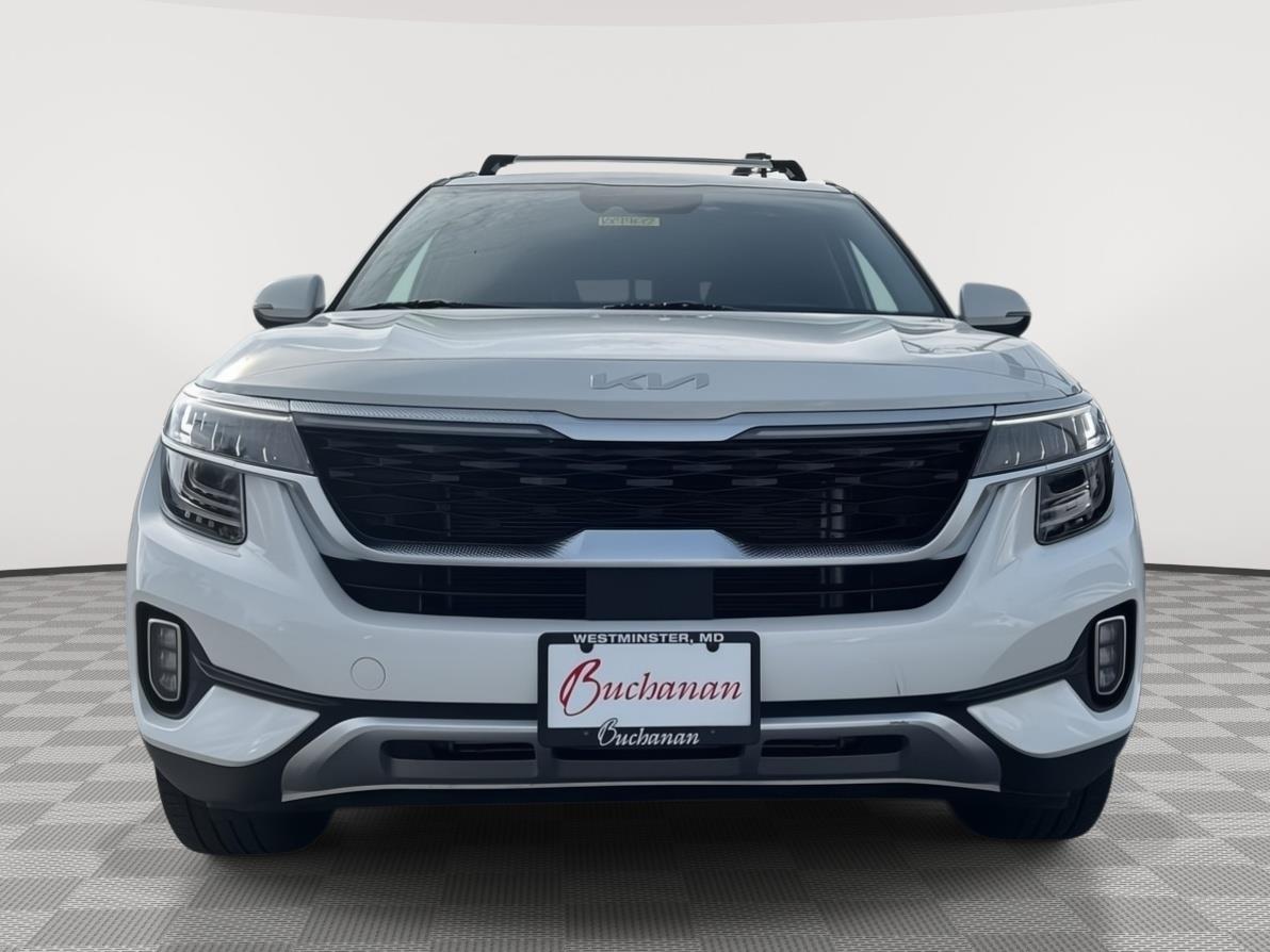 2023 Kia Seltos SX photo 2