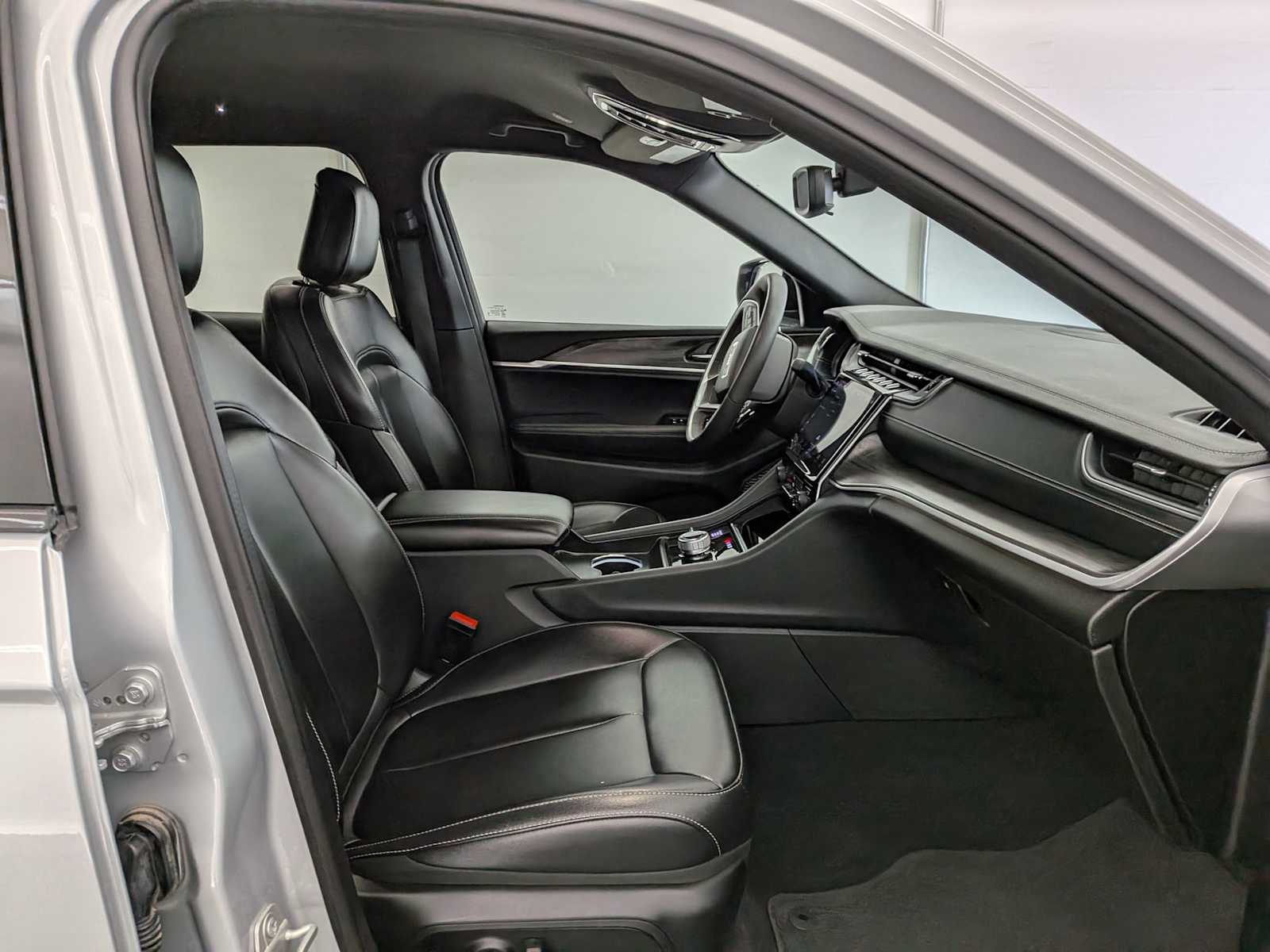 2024 Jeep Grand Cherokee Limited photo 21