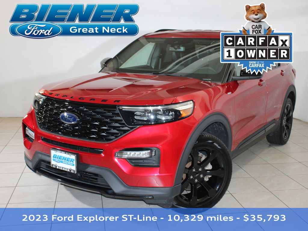 2023 Ford Explorer ST-LINE's photo