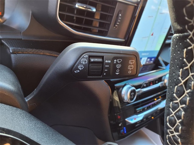 2022 Ford Explorer ST photo 4