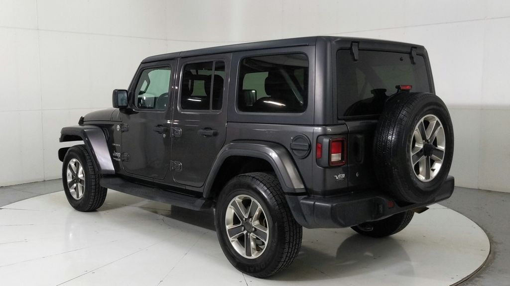 2020 Jeep Wrangler Unlimited Sahara photo 4