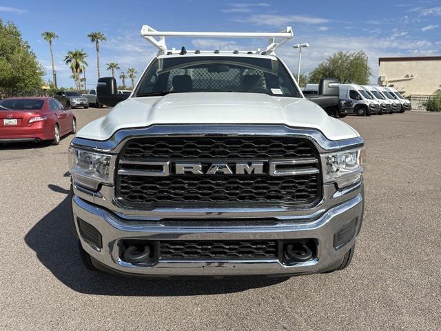 2023 Ram 4500 Tradesman photo 3