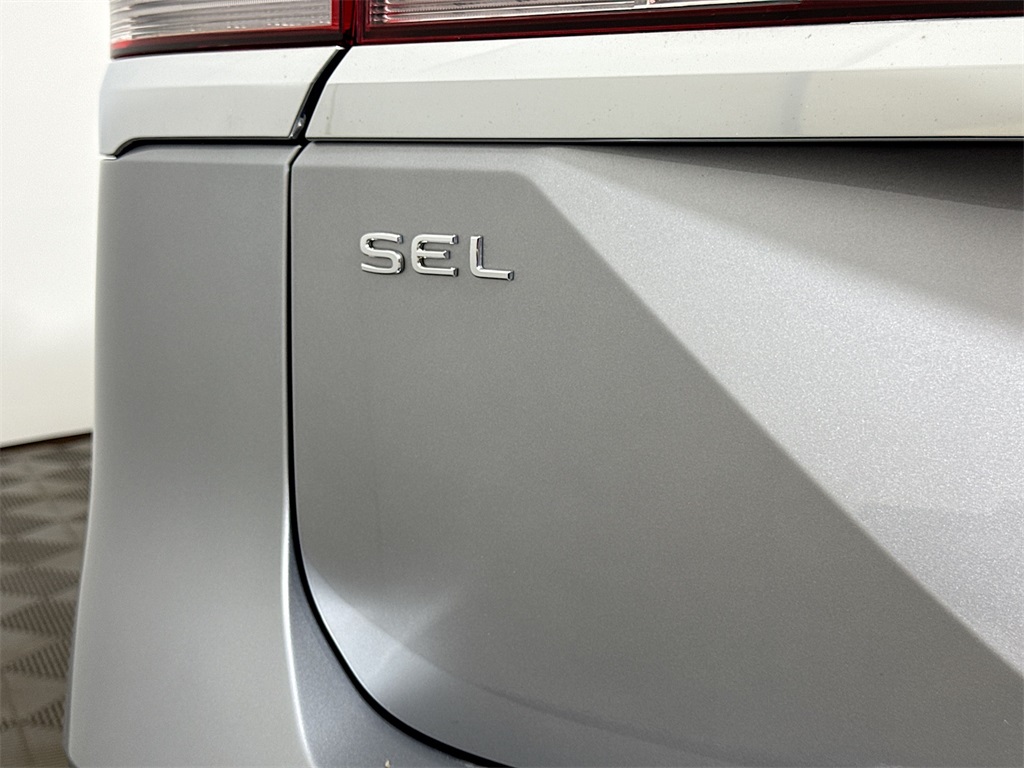 2024 Volkswagen Atlas SEL Premium R-Line photo 24