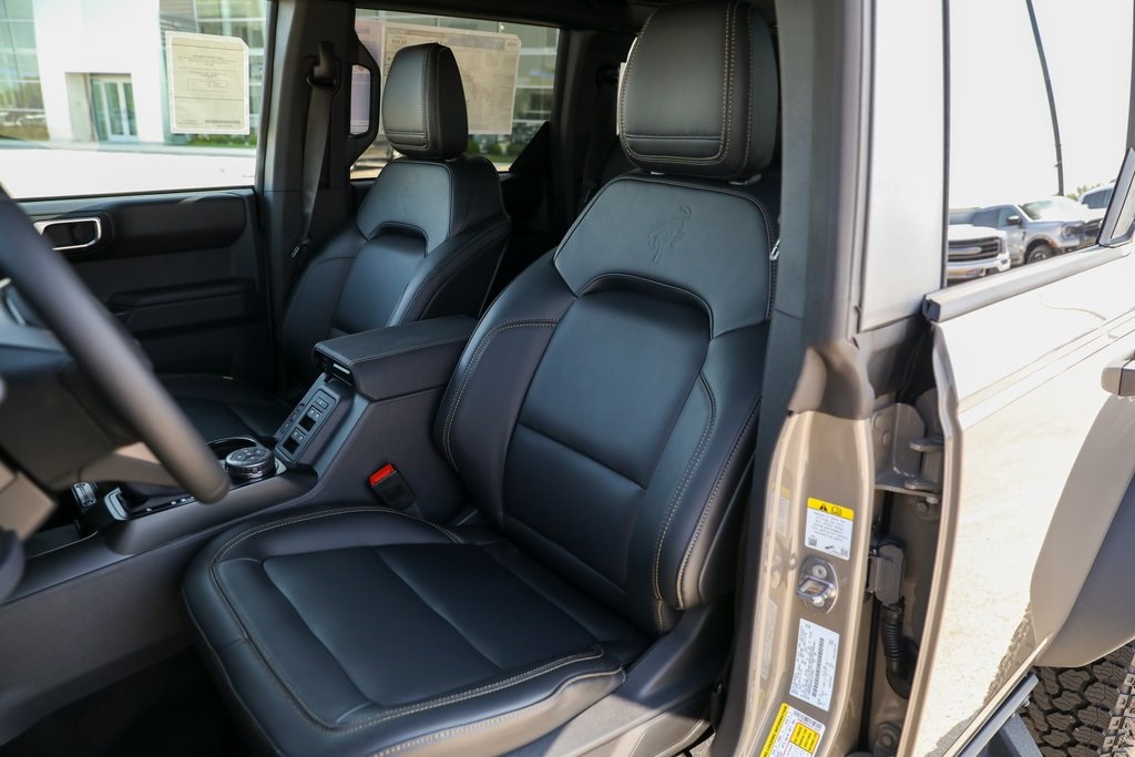 2025 Ford Bronco Badlands photo 21