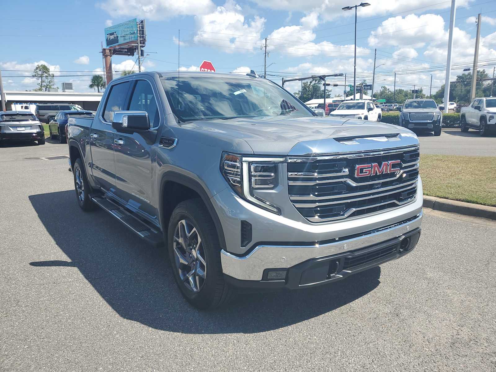 2026 Gmc Sierra 1500 SLT photo 8
