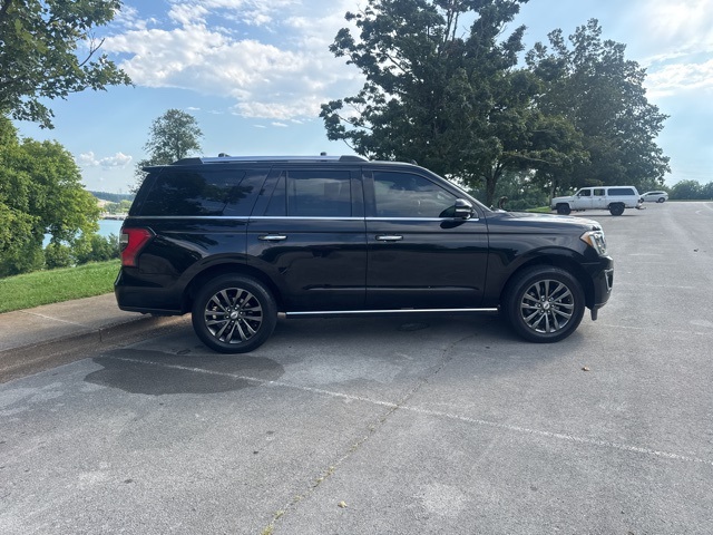 2021 Ford Expedition Limited photo 8