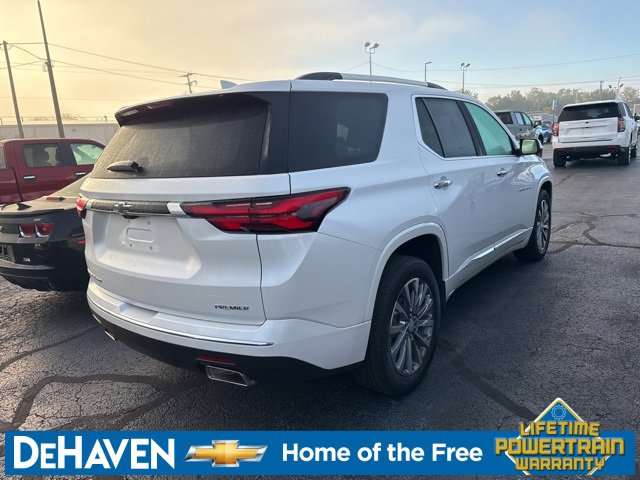 2023 Chevrolet Traverse Premier photo 3