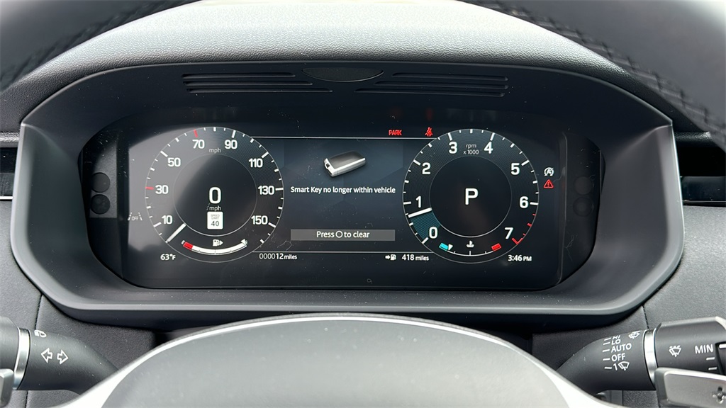 2025 Land Rover Discovery S photo 14