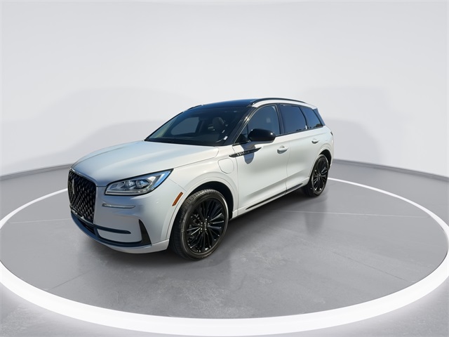 2025 Lincoln Corsair Grand Touring photo 4