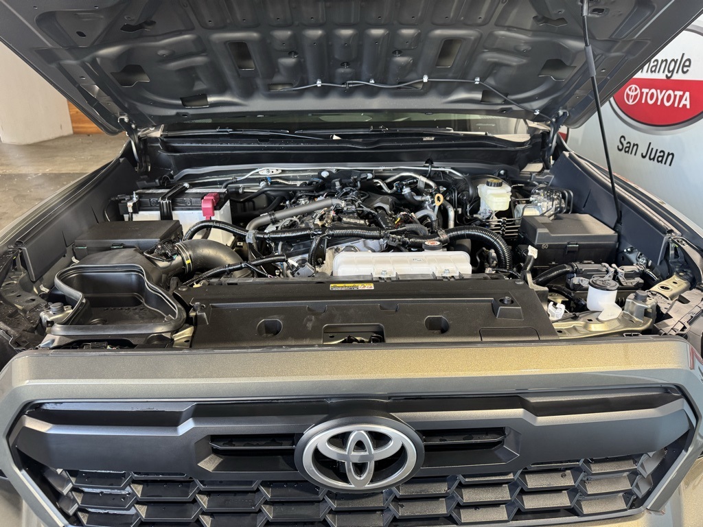 2025 Toyota Tacoma photo 35