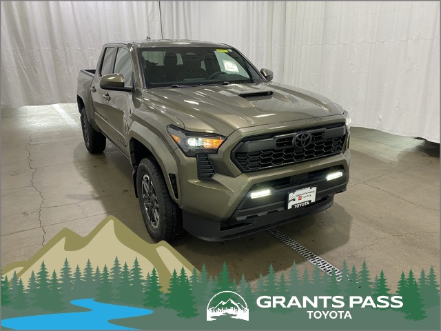 2026 Toyota Tacoma TRD Sport's photo