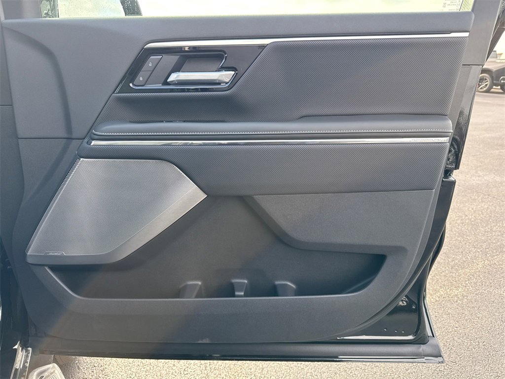 2025 Gmc Sierra EV Denali photo 35